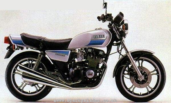 XJ 400.