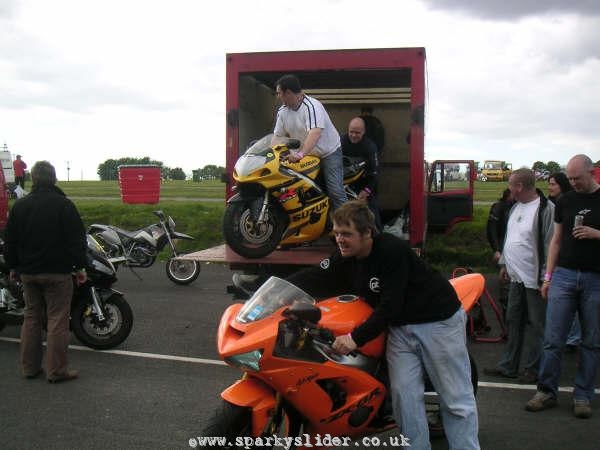 Cadwell Park - May 2005